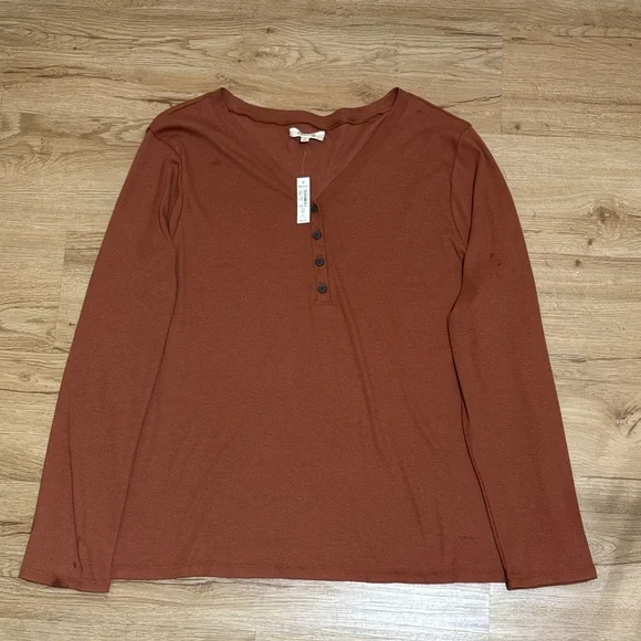 Madewell Drapey Rib Henley Tee — Size3X Long Sleeve Buttoned V-Neck - Picture 3 of 10
